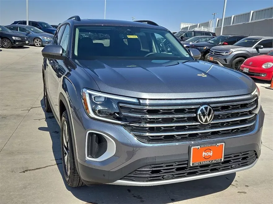 2025 Volkswagen Atlas SE Technology photo 1