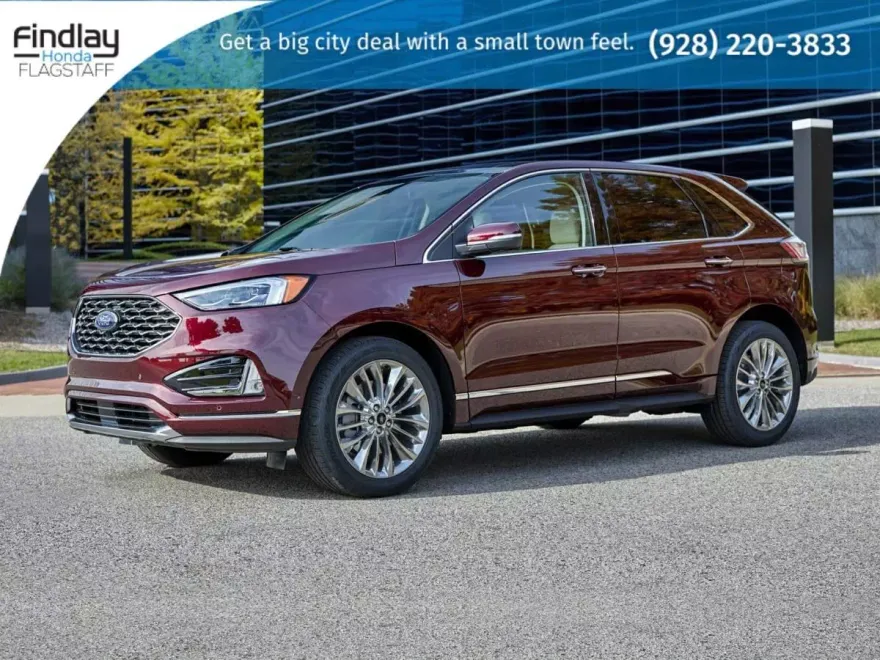 2022 Ford Edge Titanium photo 1