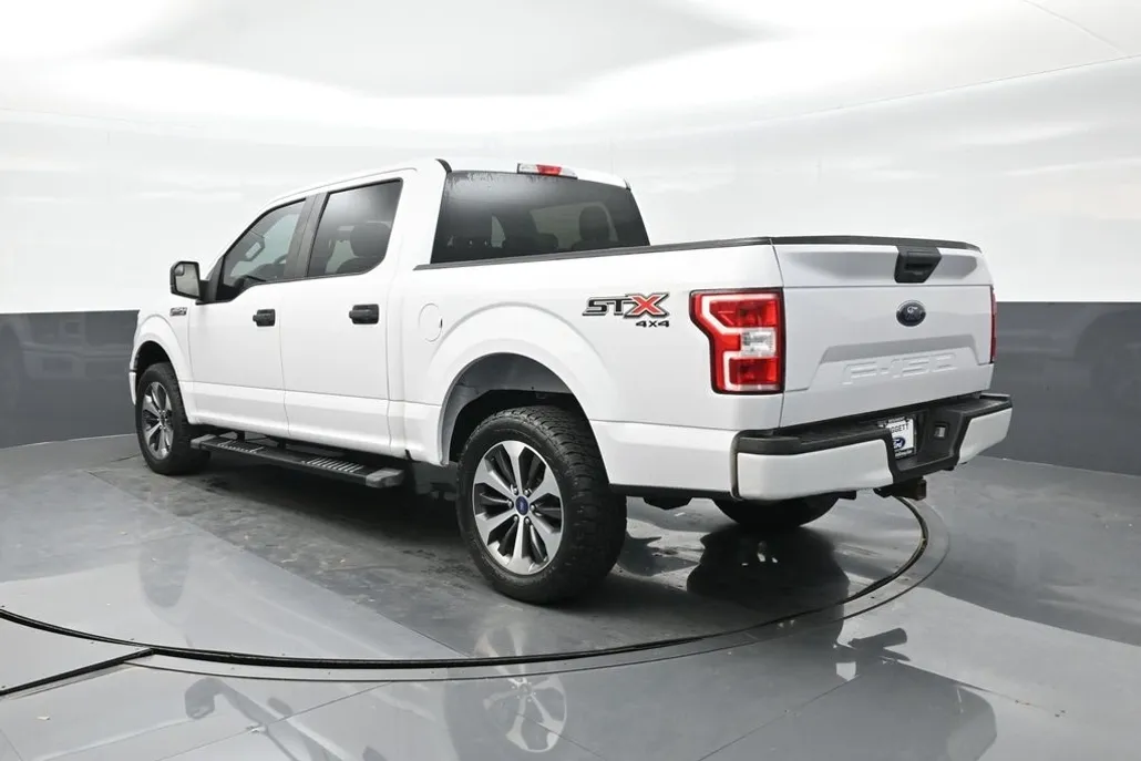 2020 Ford F-150 XL photo 1