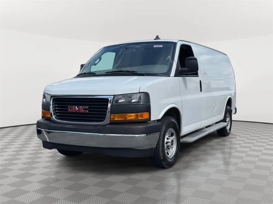 2022 Gmc Savana Cargo 2500 photo 1