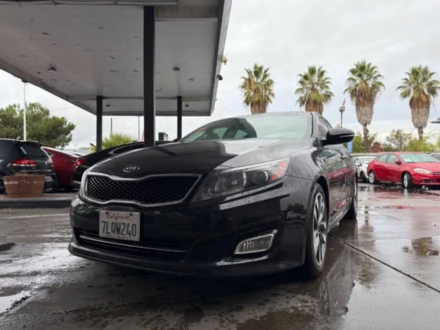 2015 Kia Optima SX Turbo photo 1