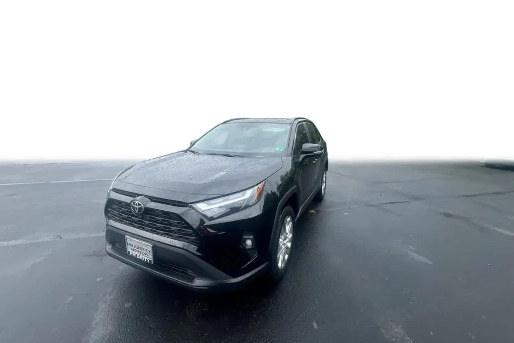 2024 Toyota RAV4 XLE Premium photo 1