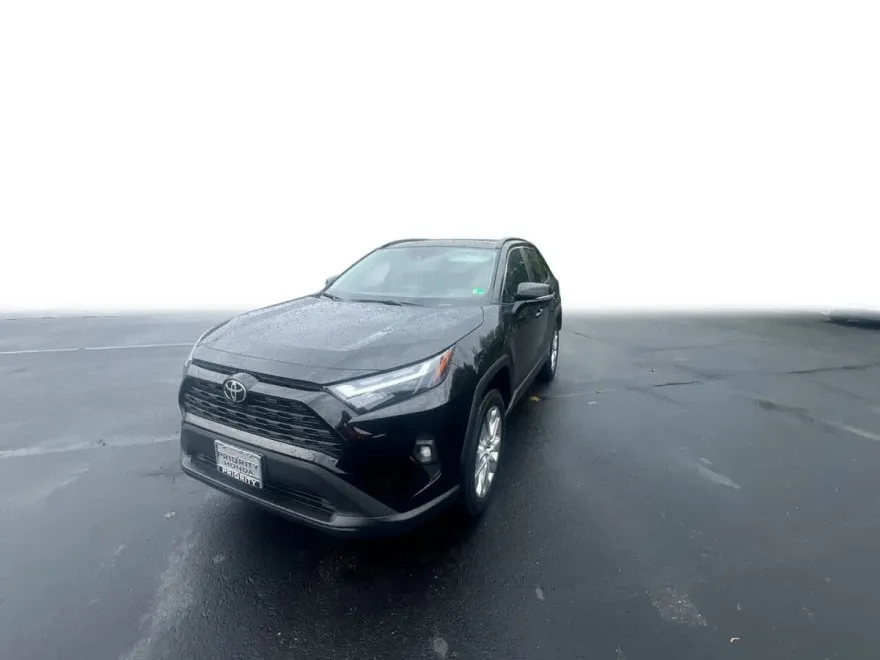 2024 Toyota RAV4 XLE Premium photo 1
