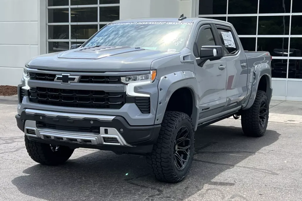2025 Chevrolet Silverado RST photo 1