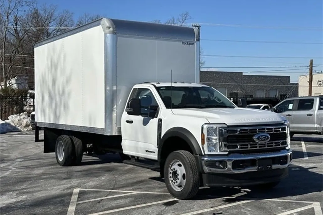 2024 Ford F-550 XL photo 1