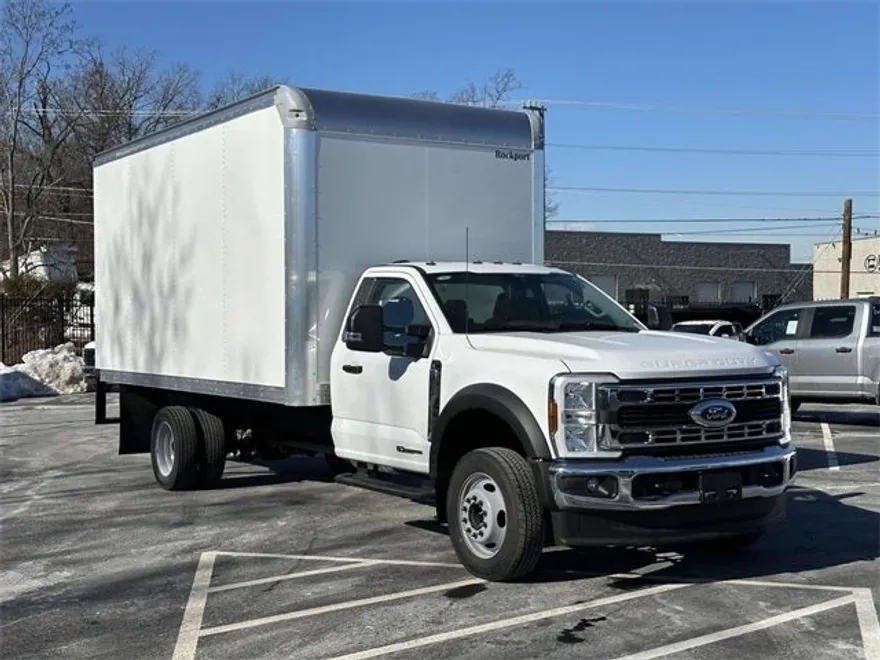 2024 Ford F-550 XL photo 1