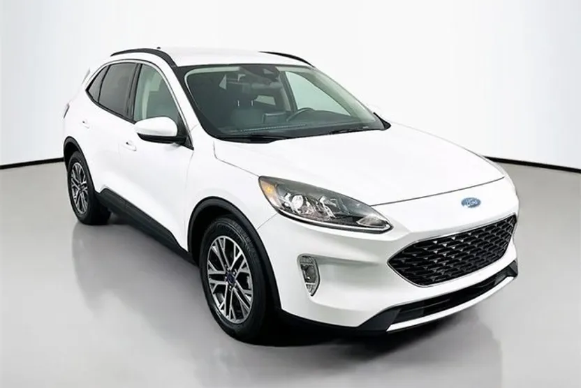 2020 Ford Escape SEL photo 1