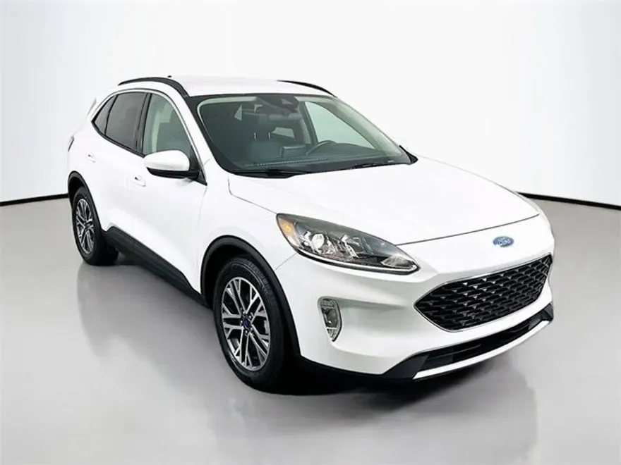 2020 Ford Escape SEL photo 1