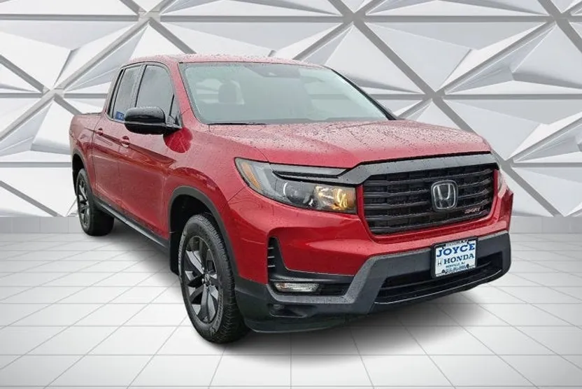 2022 Honda Ridgeline Sport photo 1