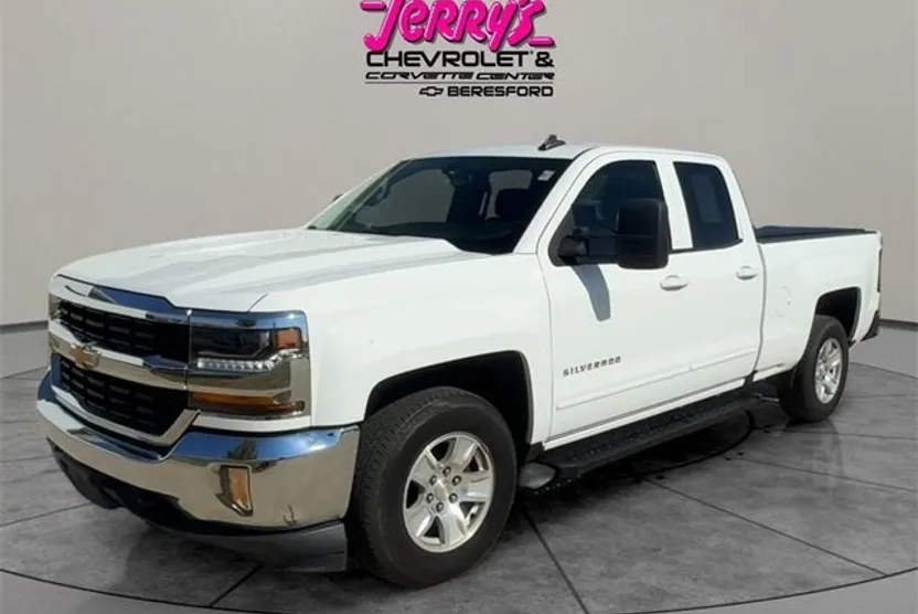 2018 Chevrolet Silverado 1500 LT photo 1