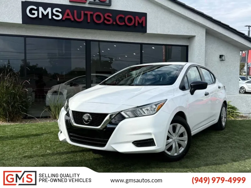 2021 Nissan Versa S photo 1