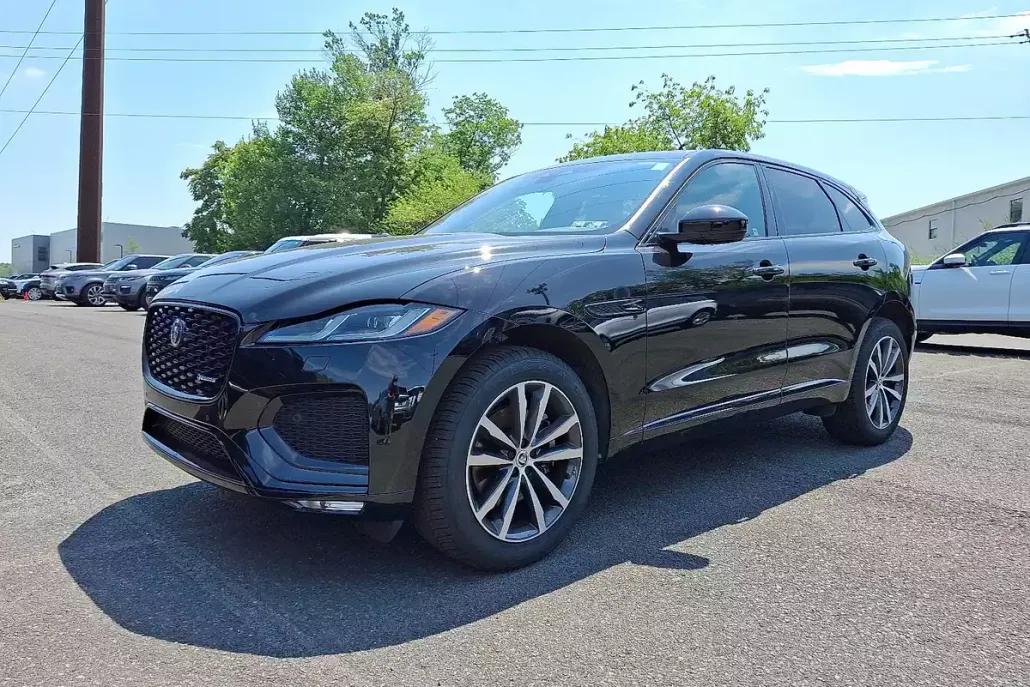 2025 Jaguar F-PACE R-Dynamic S P250 photo 1