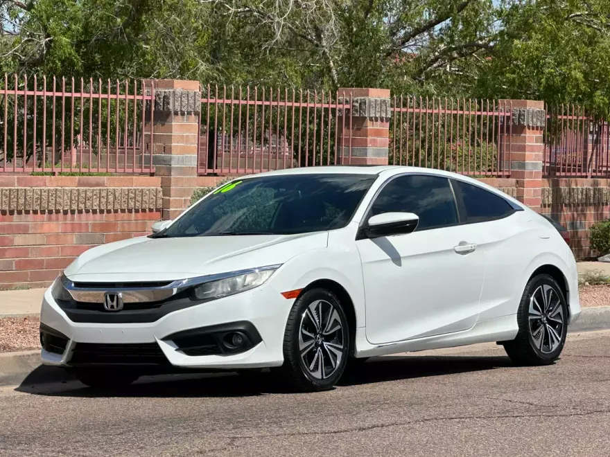 2016 Honda Civic EX-L photo 1