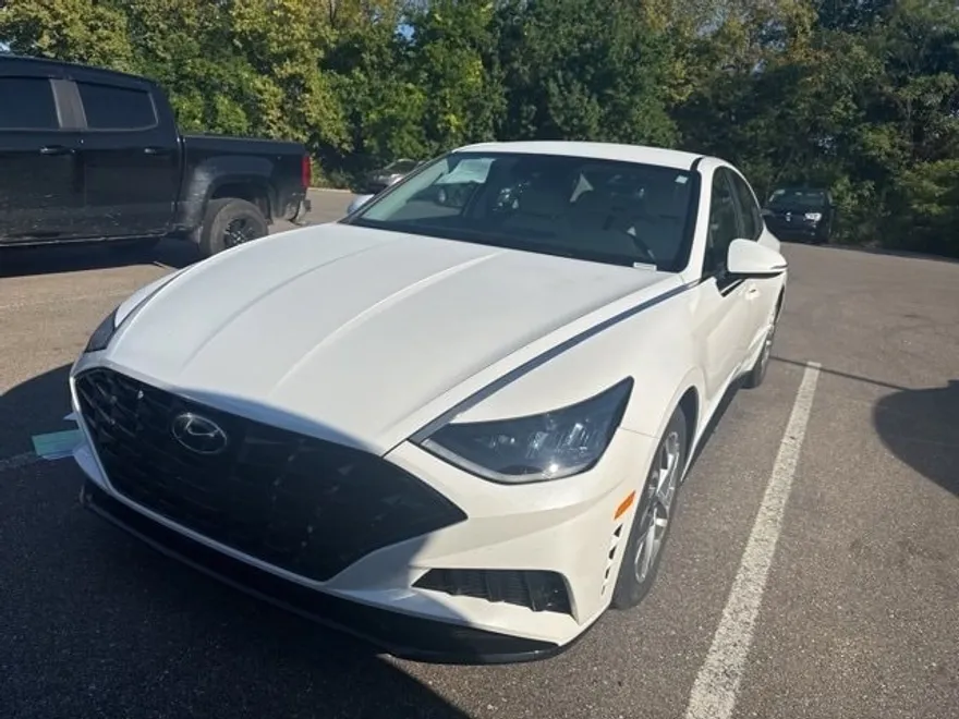 2023 Hyundai Sonata SEL photo 1