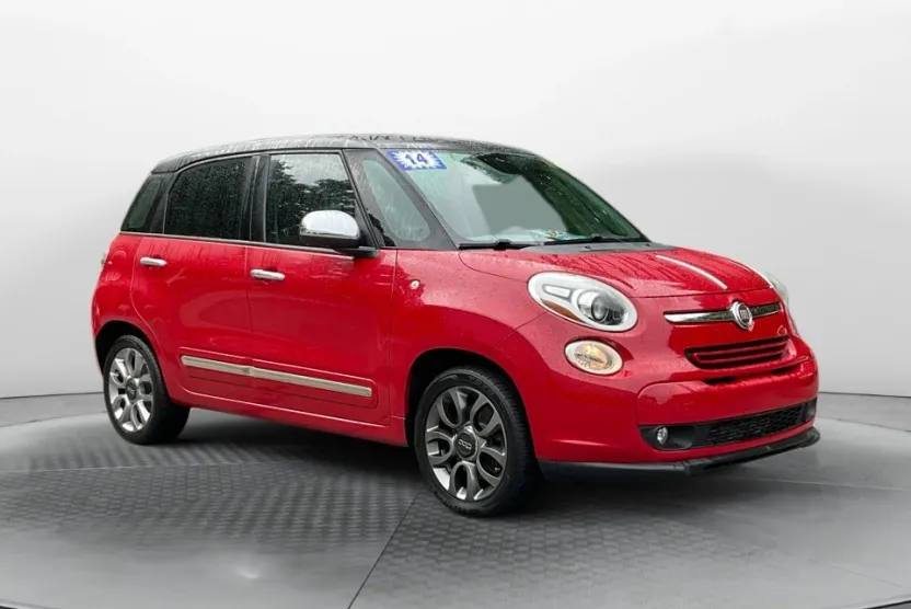 2014 Fiat 500L Lounge photo 1