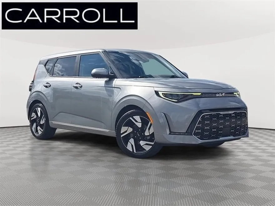 2023 Kia Soul GT-Line photo 1