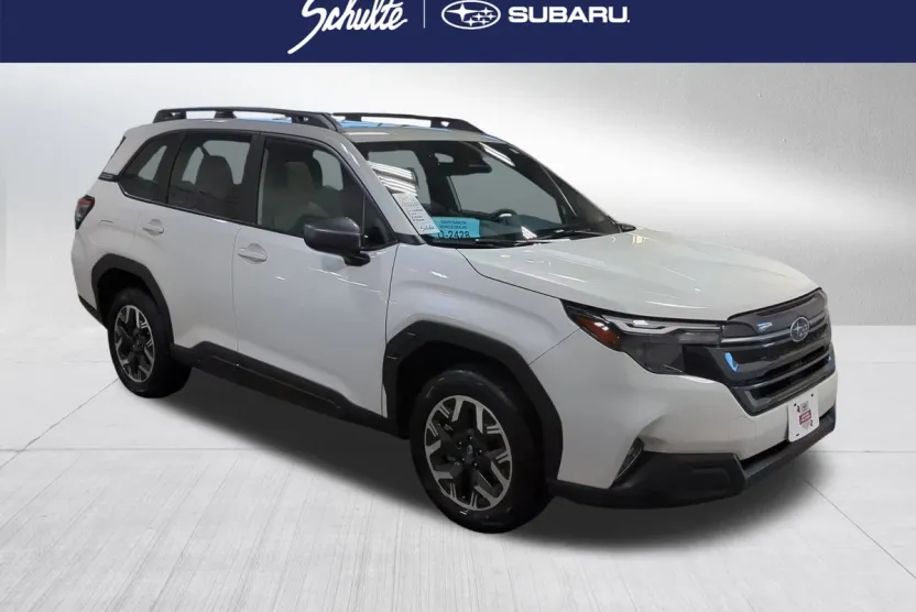 2025 Subaru Forester Premium Base photo 1