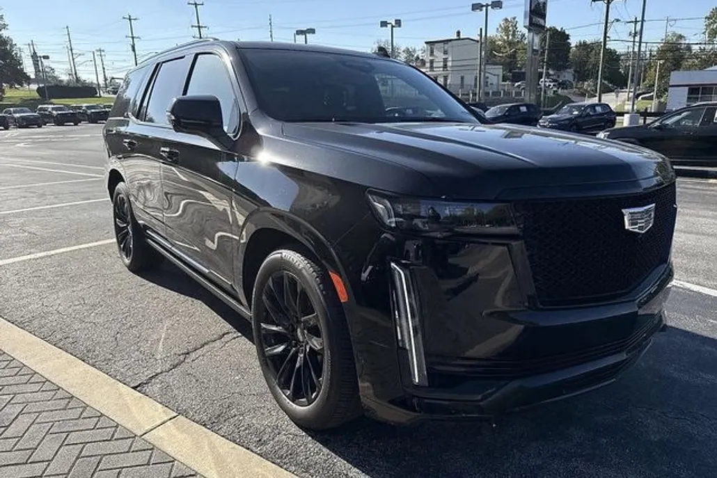 2023 Cadillac Escalade Sport Platinum photo 1