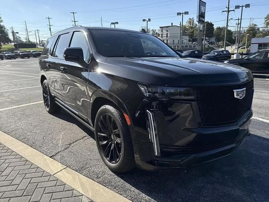 2023 Cadillac Escalade Sport Platinum photo 1
