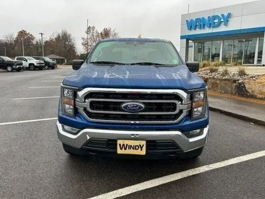 2023 Ford F-150 XLT photo 3