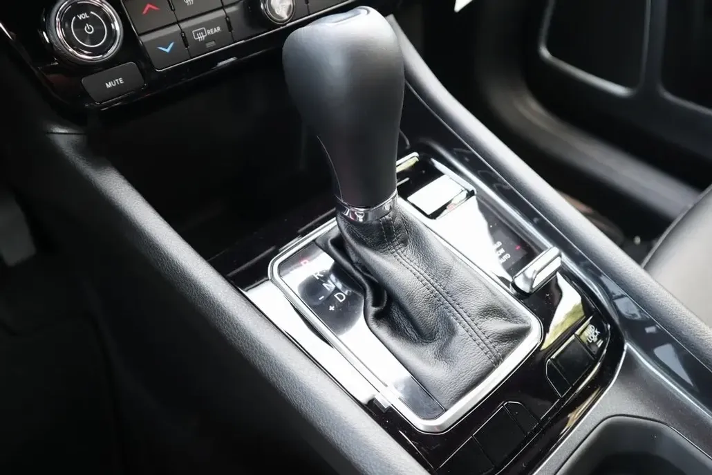 2025 Jeep Compass Latitude photo 1