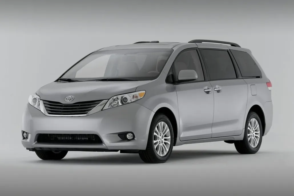 2012 Toyota Sienna Limited photo 1