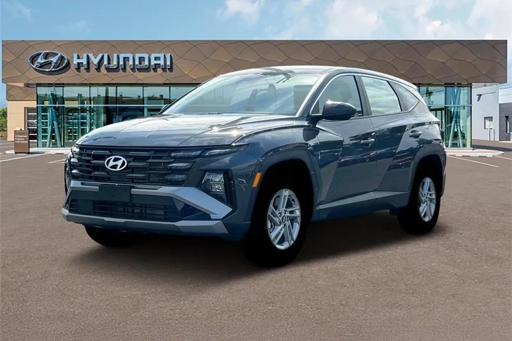 2025 Hyundai Tucson SE photo 1