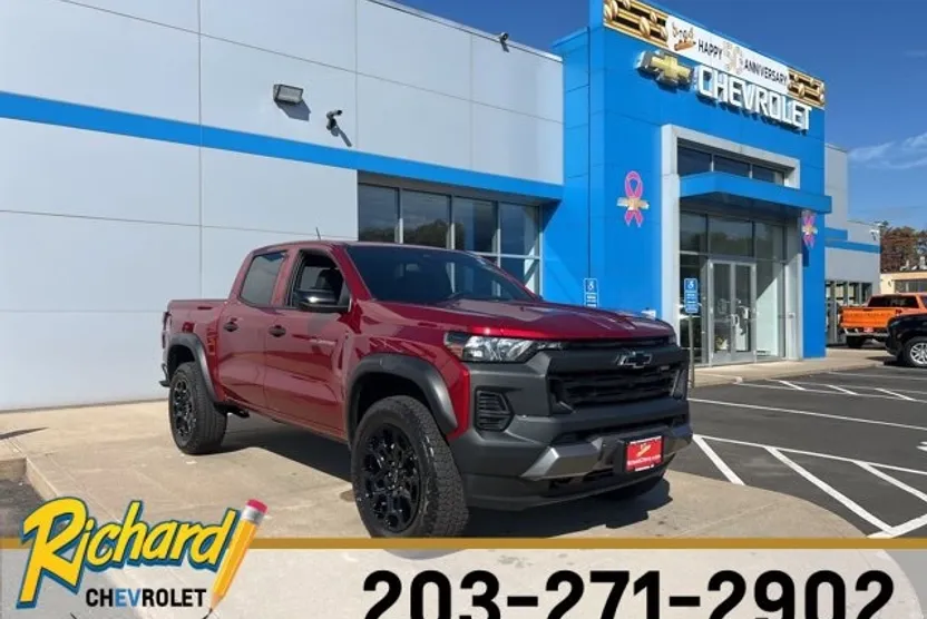 2026 Chevrolet Colorado Trail Boss photo 1