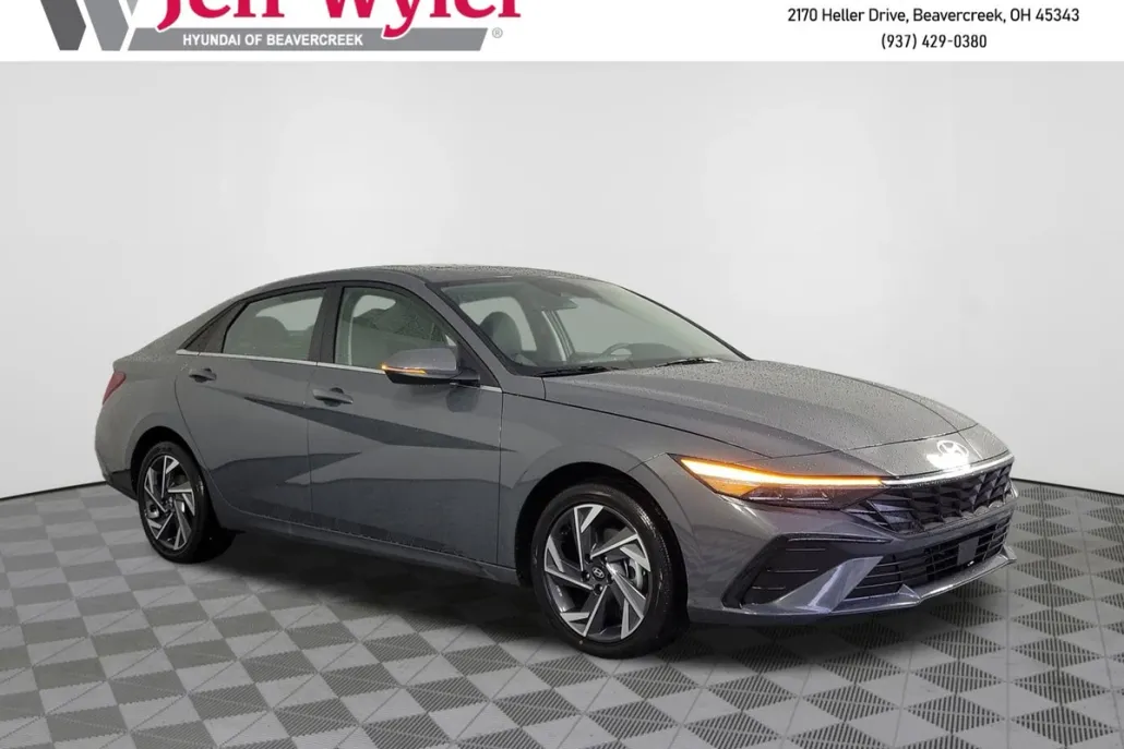 2025 Hyundai Elantra Hybrid Limited photo 1