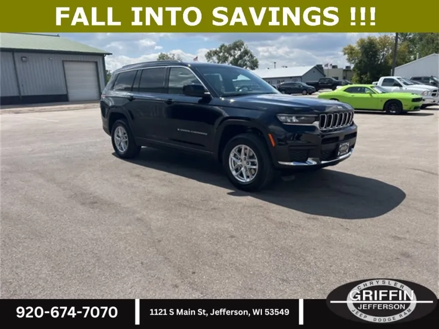 2025 Jeep Grand Cherokee Laredo photo 1