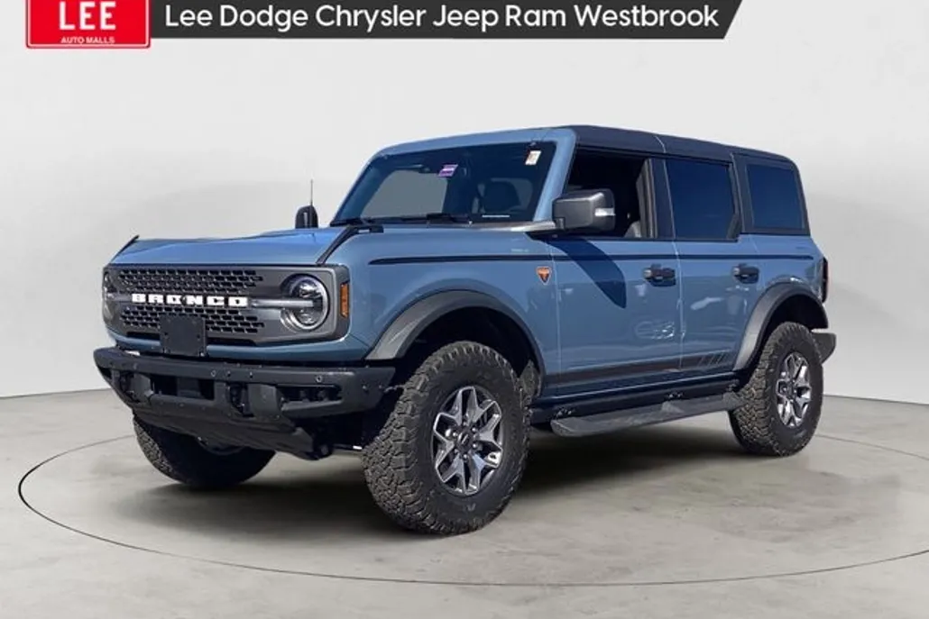 2024 Ford Bronco Badlands photo 1