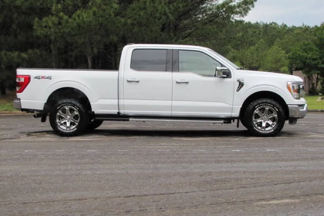 2023 Ford F-150 Lariat photo 1