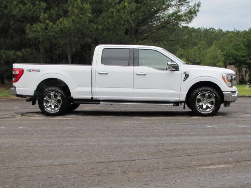 2023 Ford F-150 Lariat photo 1