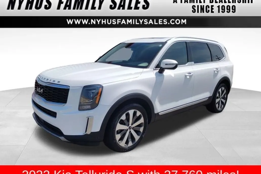 2022 Kia Telluride S photo 1