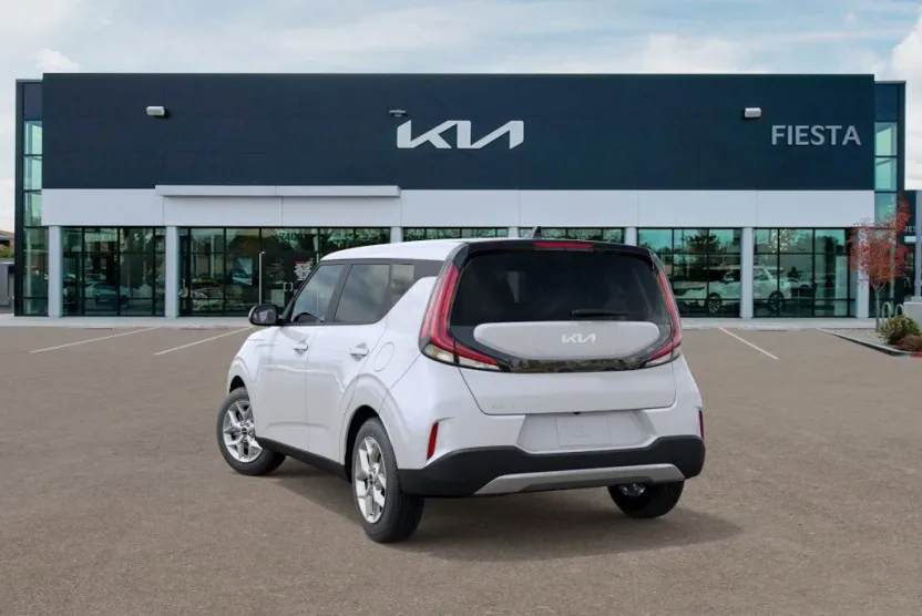 2025 Kia Soul LX photo 1