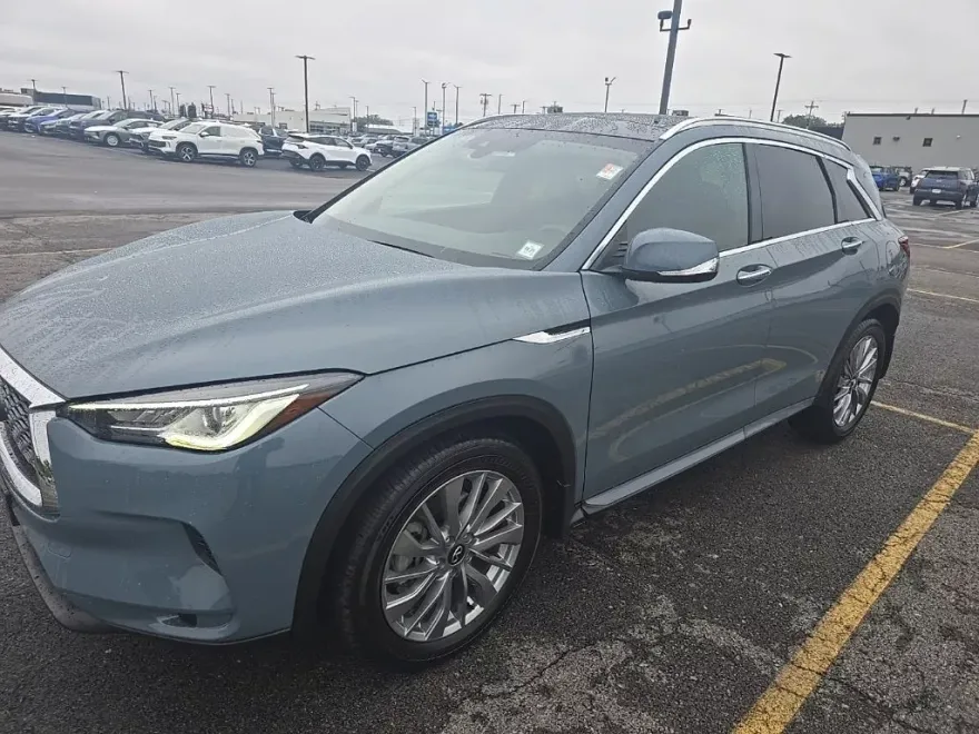 2025 Infiniti QX50 Luxe AWD photo 1