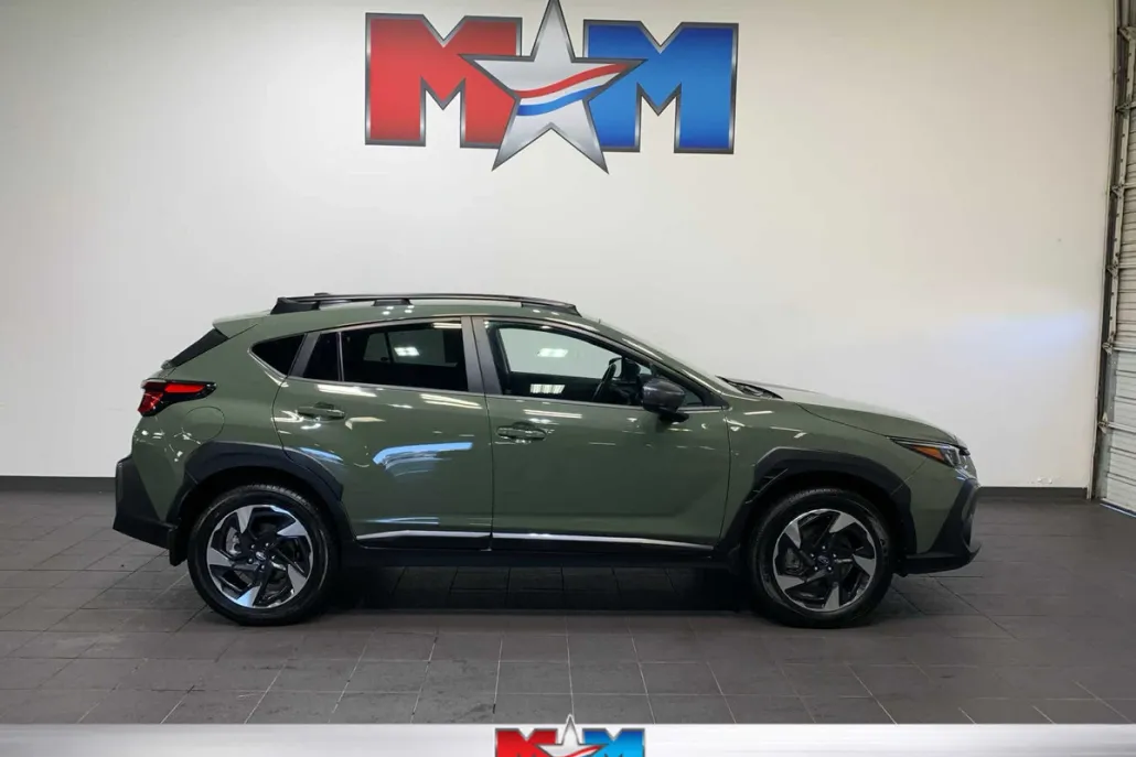 2024 Subaru Crosstrek Limited photo 1