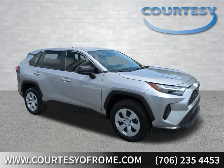 2023 Toyota RAV4 LE photo 1