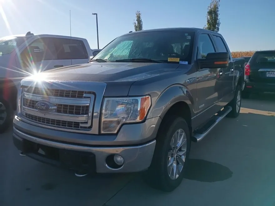 2013 Ford F-150 XLT photo 1