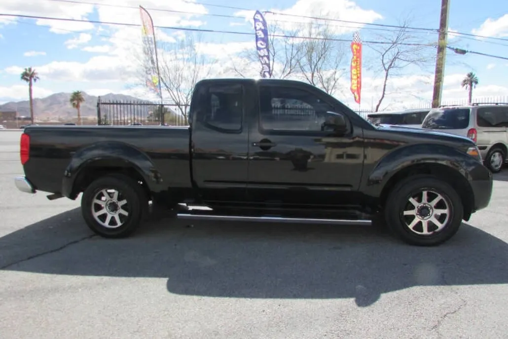 2016 Nissan Frontier S photo 1