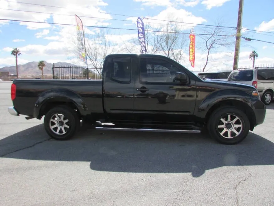 2016 Nissan Frontier S photo 1
