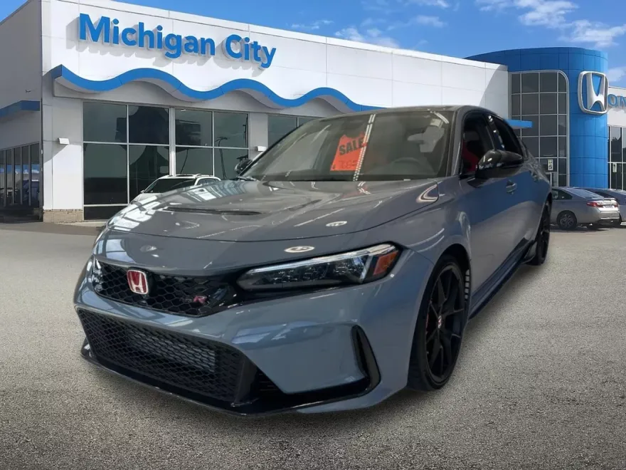 2024 Honda Civic Type R photo 1