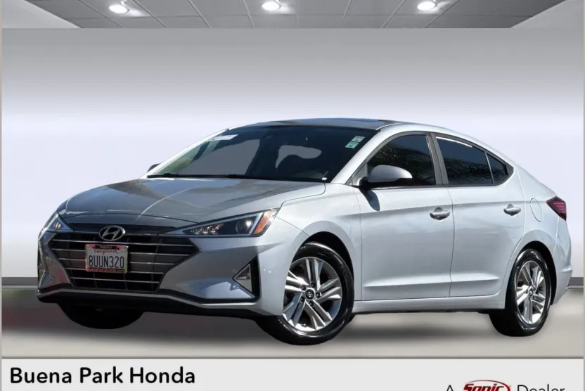 2020 Hyundai Elantra Value Edition photo 1