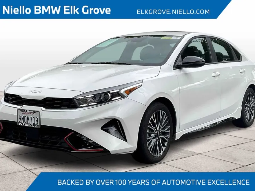 2024 Kia Forte GT-Line photo 1