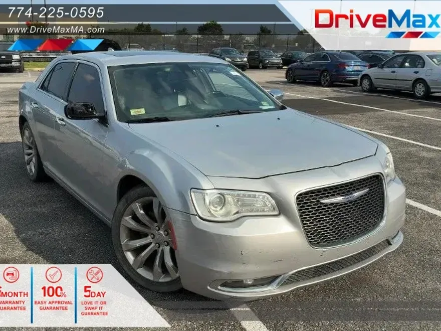 2020 Chrysler 300 Limited photo 1