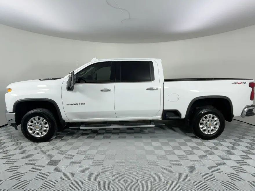 2023 Chevrolet Silverado 2500HD LTZ photo 1