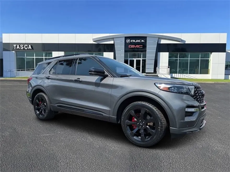 2023 Ford Explorer ST photo 1