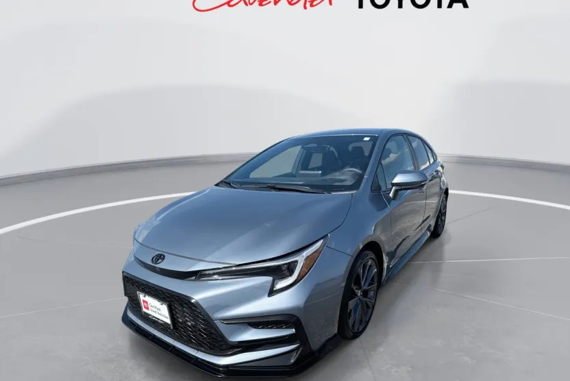 2024 Toyota Corolla SE photo 1