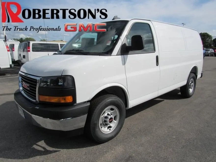 2025 Gmc Savana Cargo 2500 photo 1