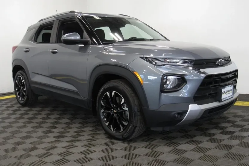 2021 Chevrolet Trailblazer LT photo 1